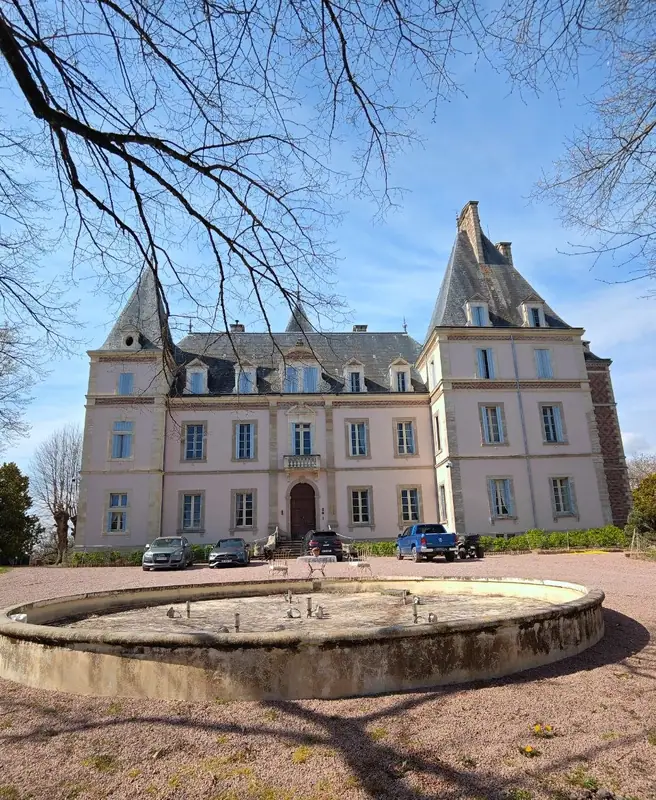 The stone fountain basin in the forecourt